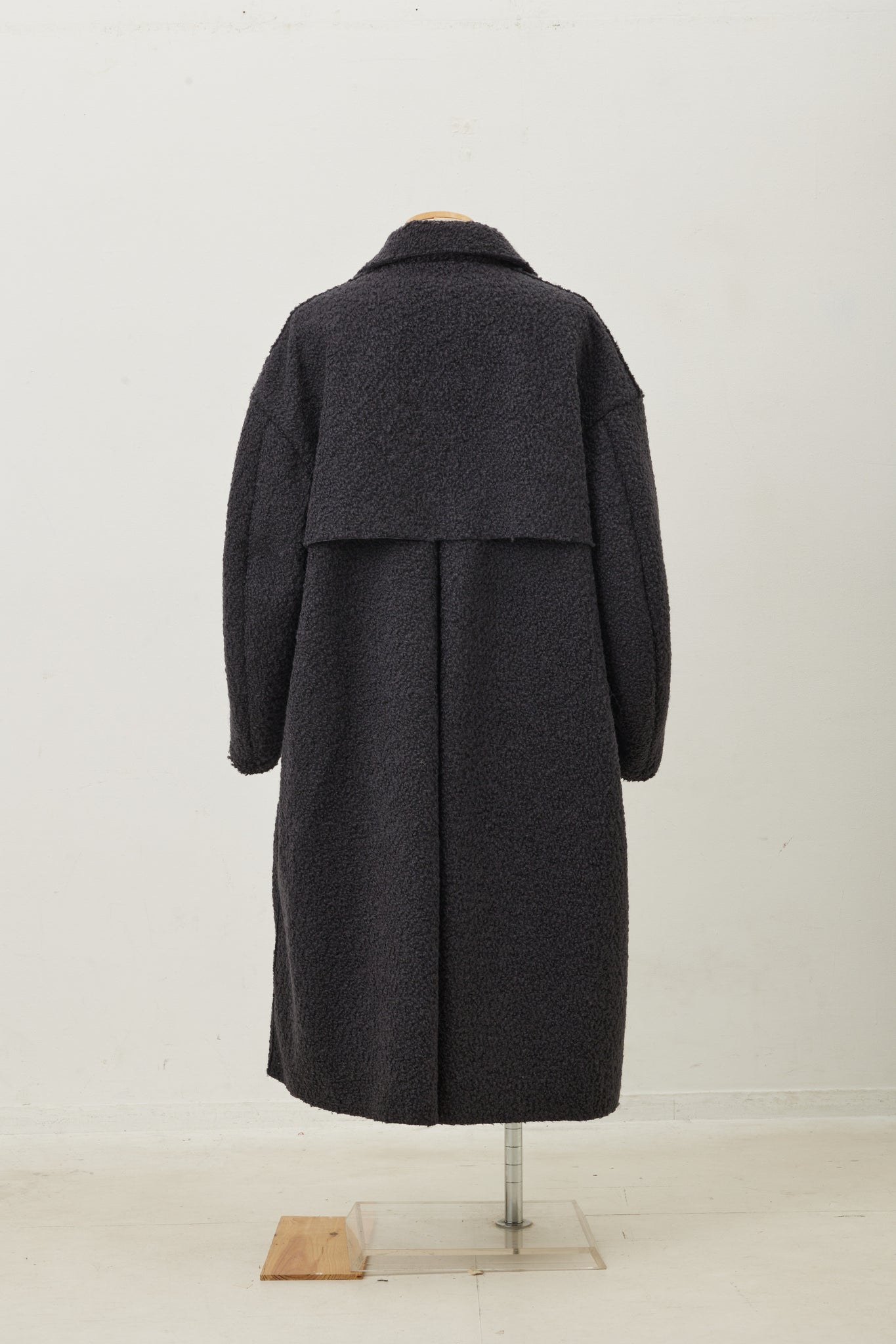 Long P Coat Astrakhan Gray 限定枚数生産 – MEGMIURA